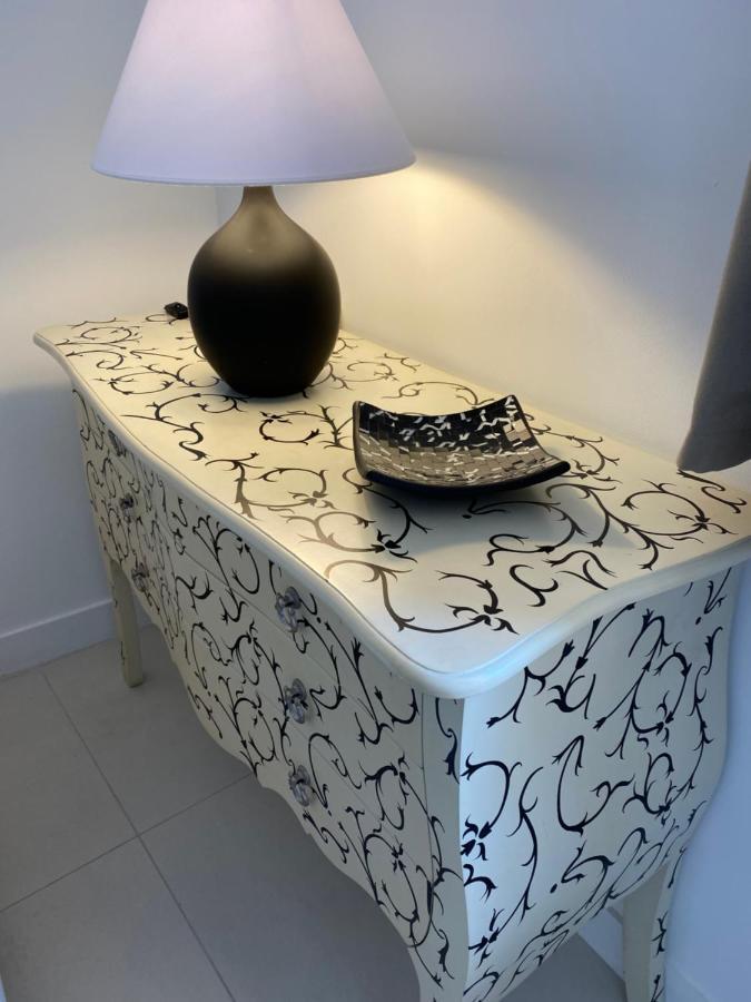 Hello 2 Pieces “Renove Et Climatise “ Vieil Antibes Διαμέρισμα Εξωτερικό φωτογραφία